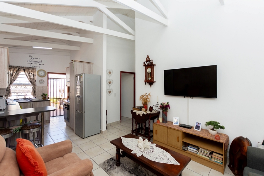 2 Bedroom Property for Sale in Laaiplek Western Cape